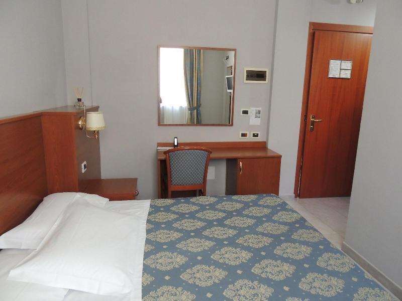 Hotel Rigolfo Μονκαλιέρι Εξωτερικό φωτογραφία