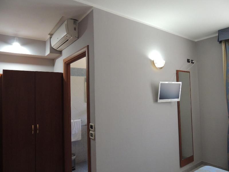Hotel Rigolfo Μονκαλιέρι Εξωτερικό φωτογραφία