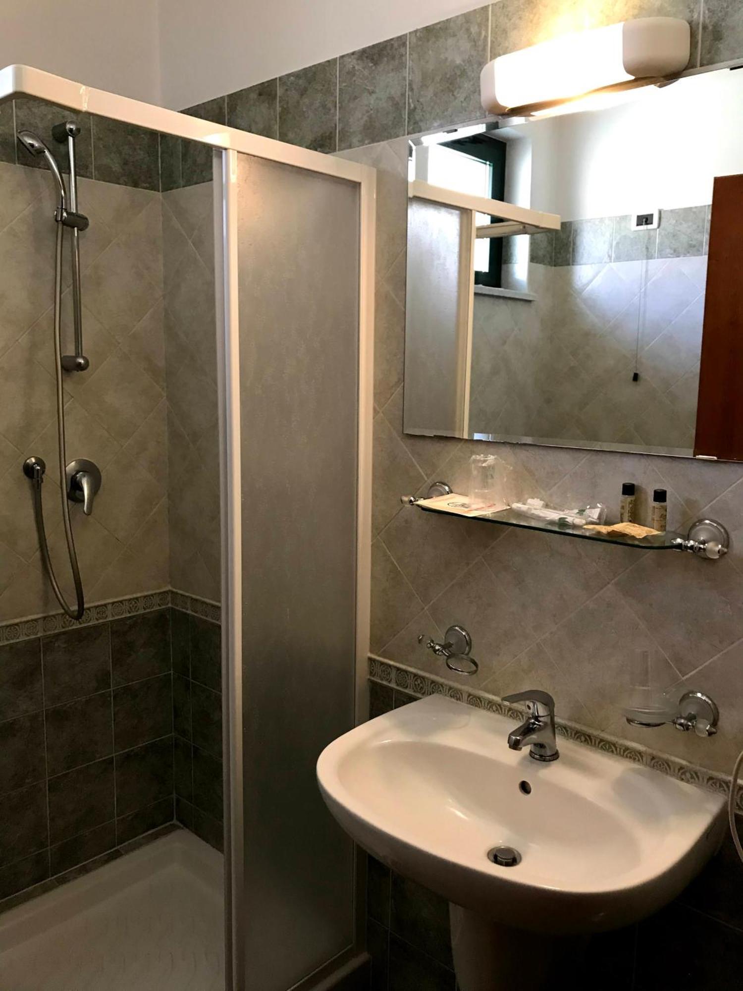 Hotel Rigolfo Μονκαλιέρι Εξωτερικό φωτογραφία