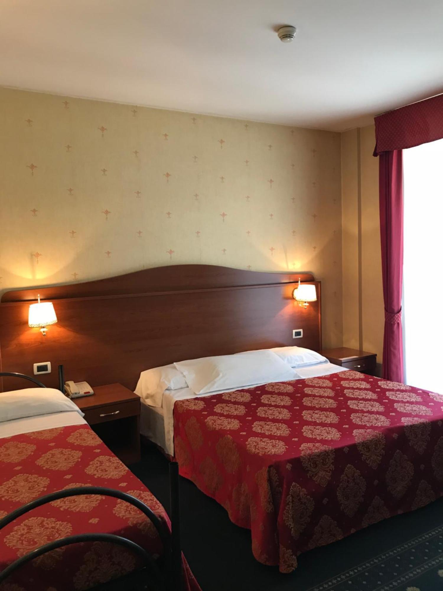 Hotel Rigolfo Μονκαλιέρι Εξωτερικό φωτογραφία